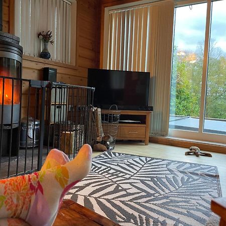 Luxury Peak District Lodge, Hot Tub, Log Burner, Nr Lake Rudyard 외부 사진